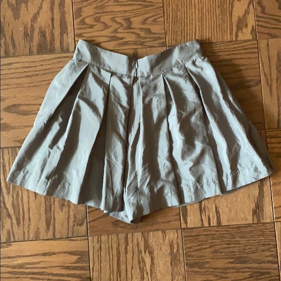 BCBG Pleated Skort - Picture 4 of 4